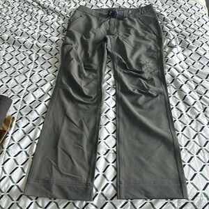 Stio mens hiking pants barely worn